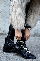 Botines de terciopelo con remaches